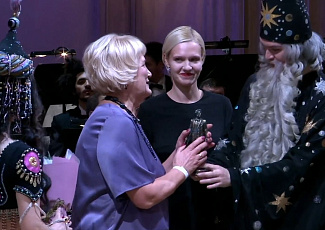 Лауреат Международной Пушкинской премии в номинации "Библиотека книг на русском языке"