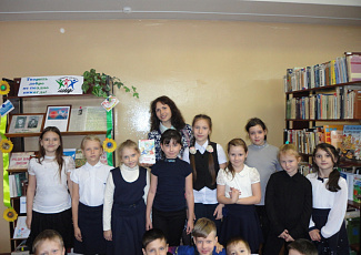 Фотоальбом Межрегиональной акции "Понять. Помочь. Дружить!"