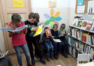 Фотоальбом Межрегиональной акции "Понять. Помочь. Дружить!"